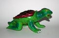 Marmit crawling Gamera (1965)