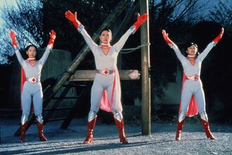 The Spacewomen Mitan, Kilara and Marsha