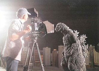 Behind the scenes of Dream Challenge: Godzilla Appears in Sukagawa