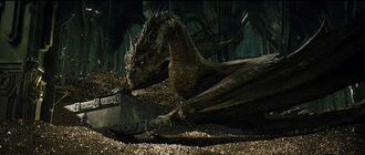 Smaug displaying himself before Bilbo Baggins