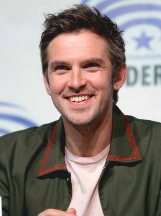 Dan Stevens speaking at the 2019 WonderCon, for "Legion", at the Anaheim Convention Center in Anaheim, California