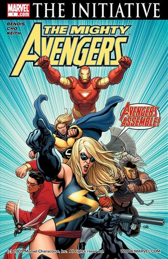 The issue's primary cover by Frank Cho